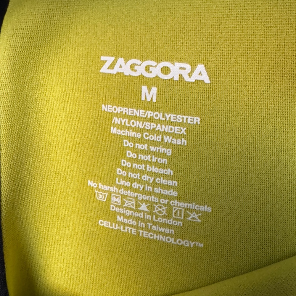 Zaggora New Hot Pants Capri - Black - Weight Loss Leggings NWOT - Picture 4 of 5